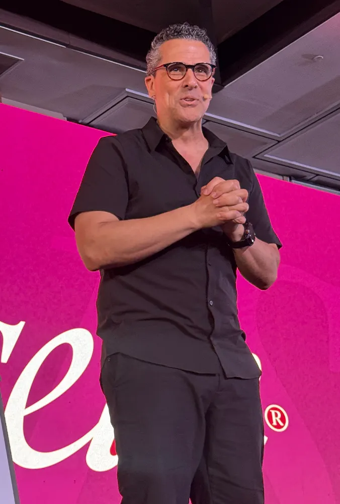 Marco Antonio Regil